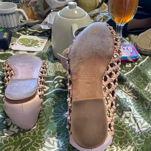 Jeffrey Campbell Leather Open Weave Tie Shoes.  Size 8US, 39EU.  EUC. Neutral - Picture 10 of 13